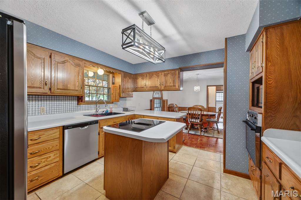 2023 King James Road Lebanon, MO 65536 - Photo 18 of 56