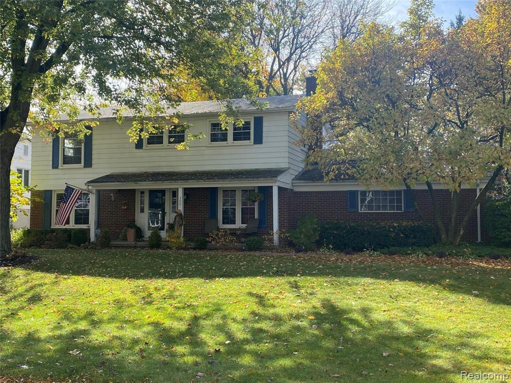 30011 Barwell Road Farmington Hills, MI 48334 - Photo 2 of 47