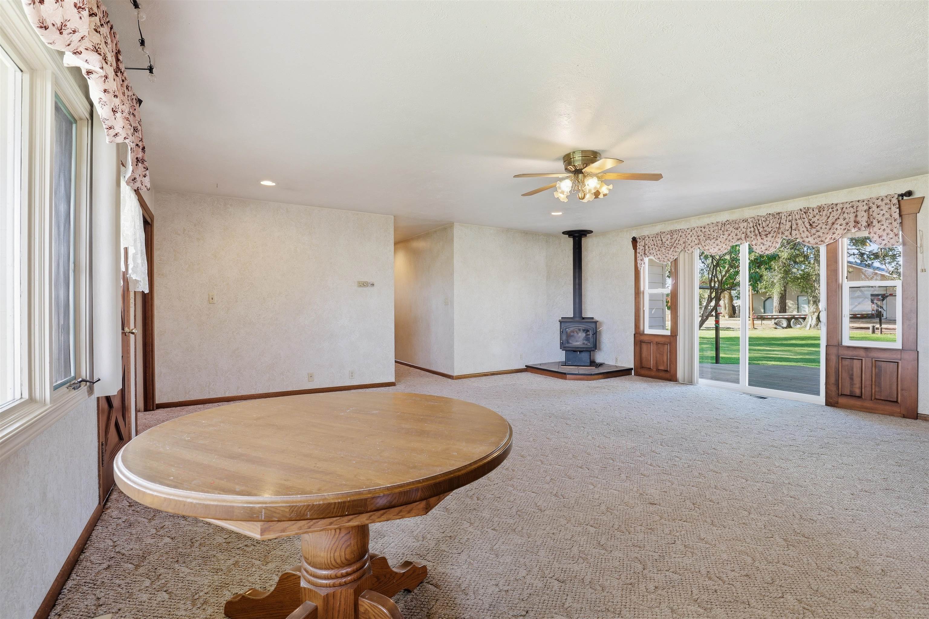 5192 South Swenson Road Deer Park, WA 99006 - Photo 12 of 50