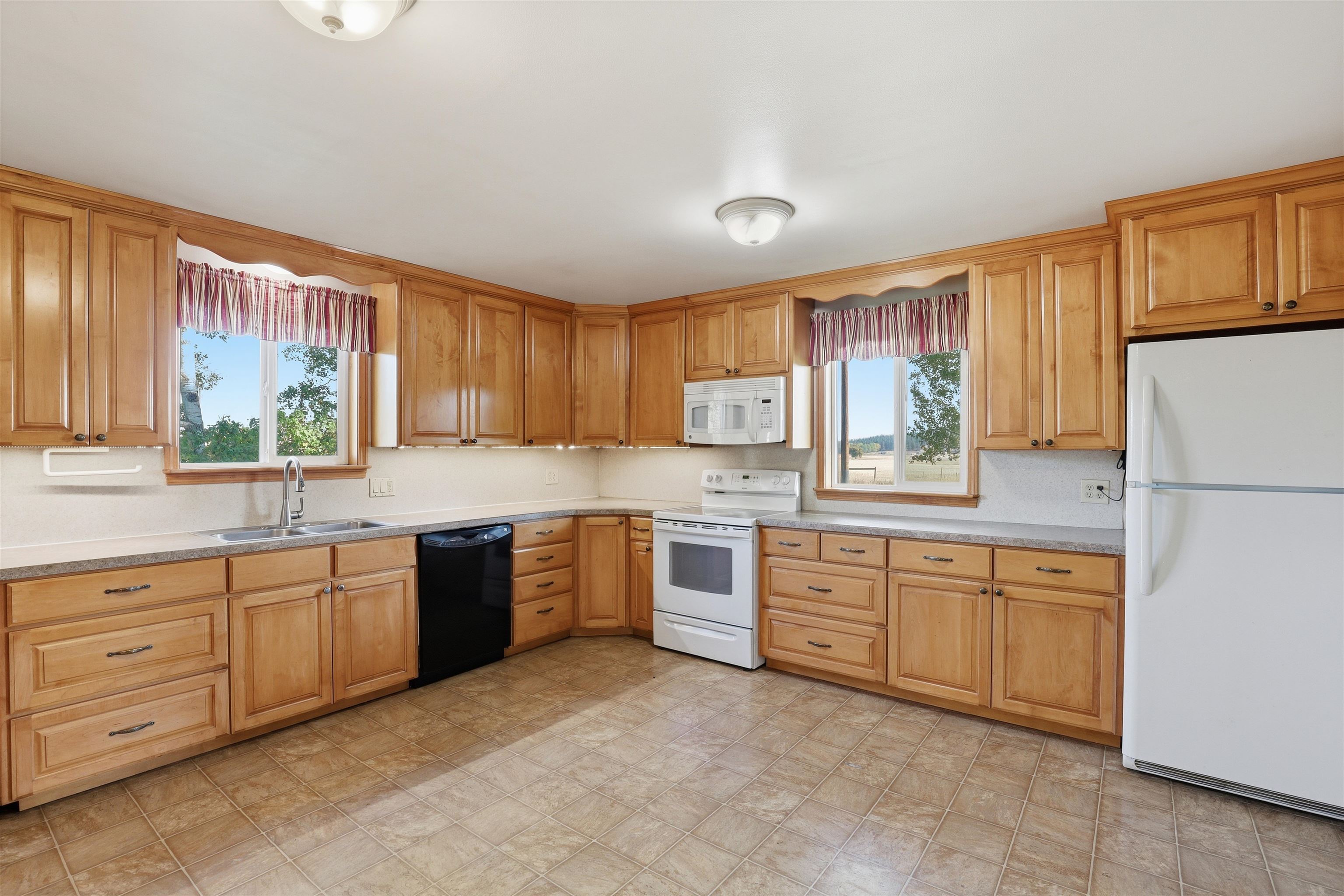 5192 South Swenson Road Deer Park, WA 99006 - Photo 16 of 50