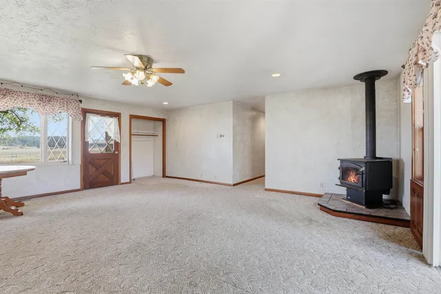 $599,000 | 5192 South Swenson Road, Deer Park, WA 99006