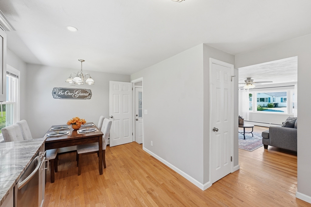 109 Bretton Road Springfield, MA 01119 - Photo 10 of 42