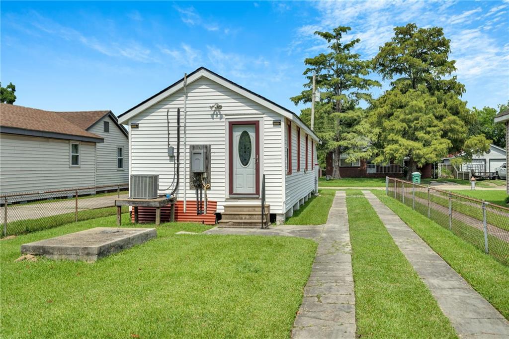 516 Bellanger Street Harvey, LA 70058 - Photo 12 of 17