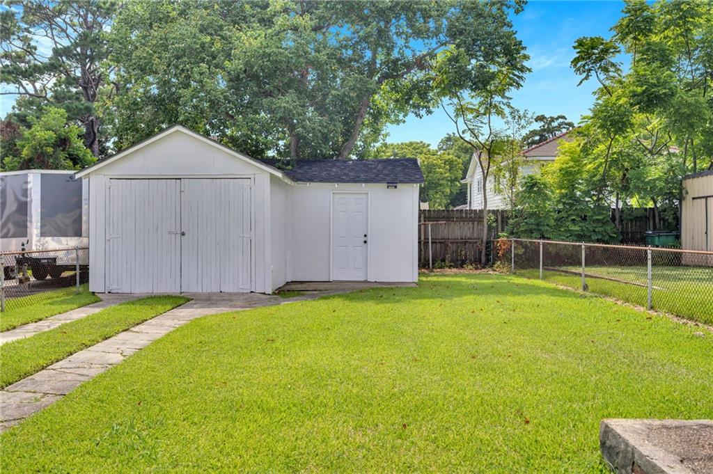 516 Bellanger Street Harvey, LA 70058 - Photo 13 of 17