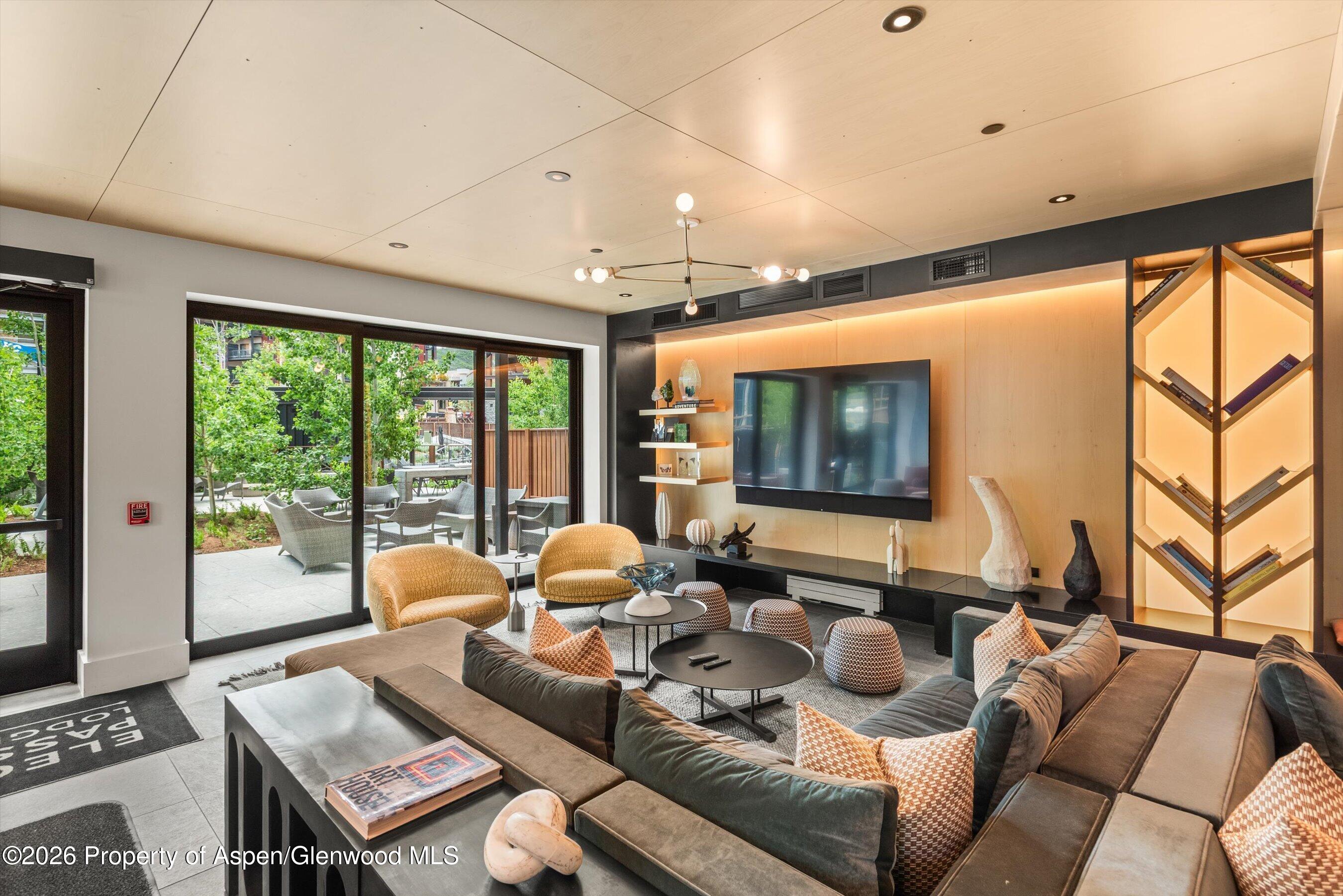 119 Wood Road, Unit 407 Snowmass Village, CO 81615 - Photo 21 of 26 23-119WoodRd407_260606023