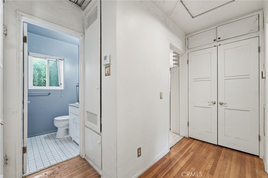 8226 Fenwick Street Sunland, CA 91040 - Photo 9 of 18