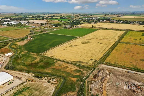 $1,999,000 | 3940 North 2300 E Road, Filer, ID 83328