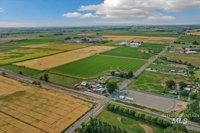 $1,999,000 | 3940 North 2300 E Road, Filer, ID 83328