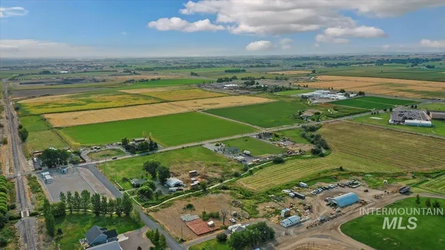 $1,999,000 | 3940 North 2300 E Road, Filer, ID 83328