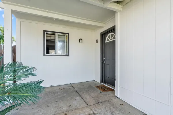 a view of an entryway