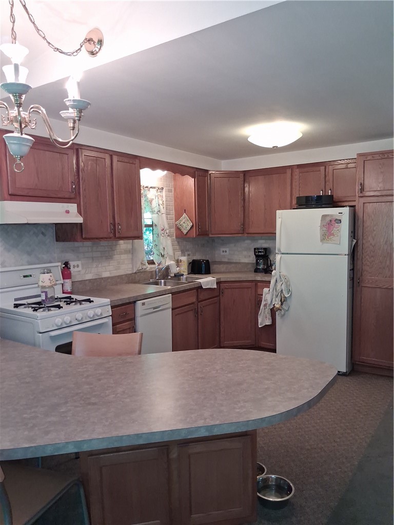 3834 Cranes Road Addison, NY 14801 - Photo 9 of 20 Main Kitchen