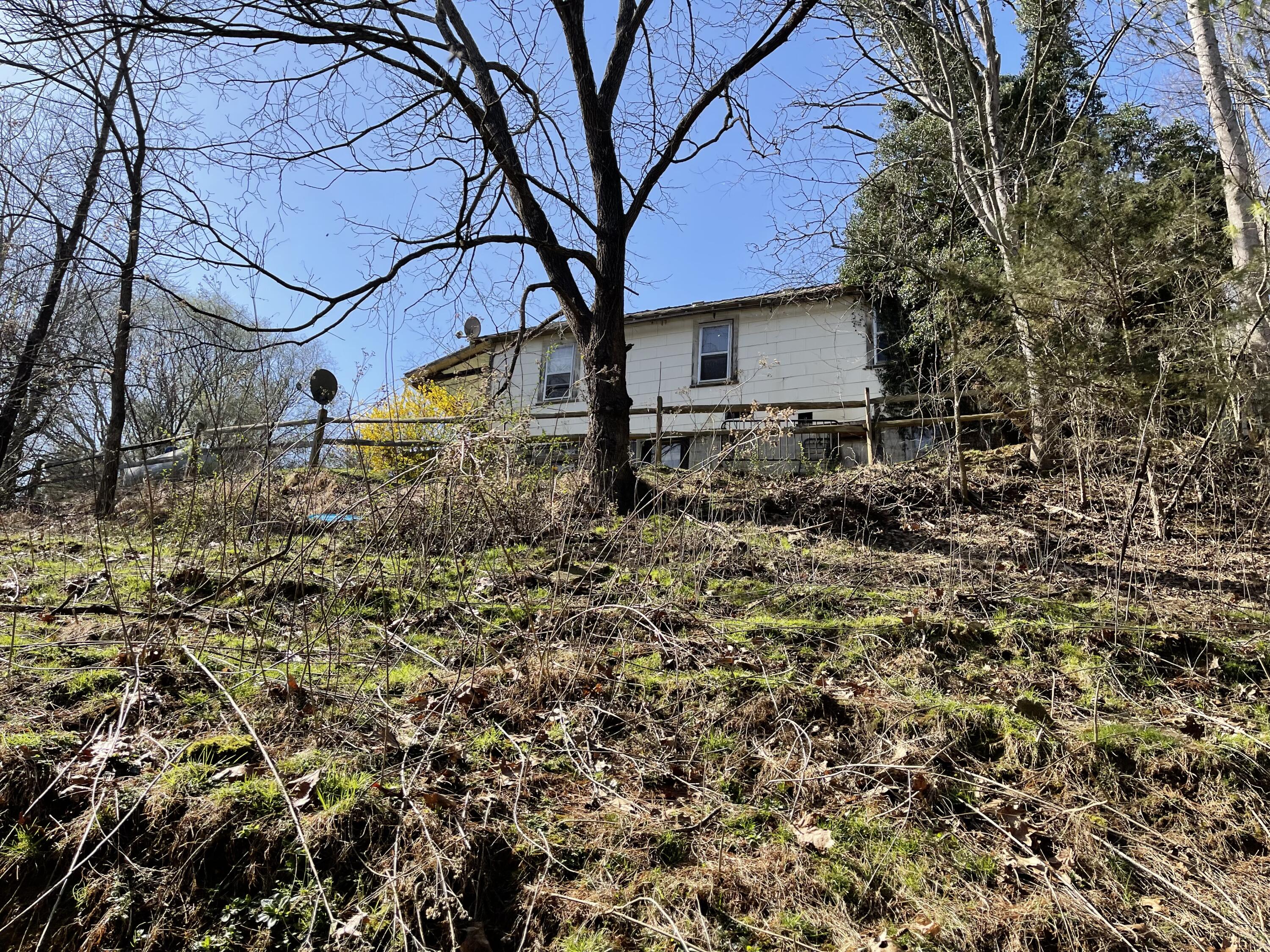 4532 Dry Hill Road Butler, TN 37640 - Photo 6 of 28 2023-03-01 14.28.56