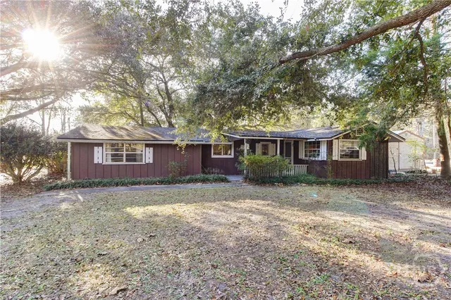 $215,000 | 975 Highway 17, Guyton, GA 31312