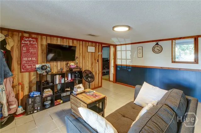 $212,000 | 975 Highway 17, Guyton, GA 31312