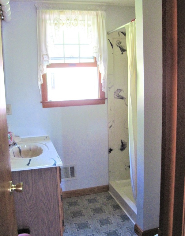 34 Penna Road Johnson City, NY 13790 - Photo 15 of 30 Gallery Image 15