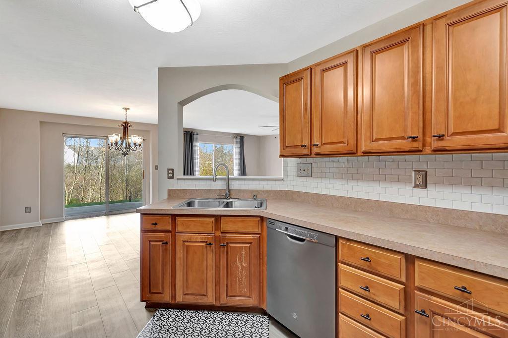 1468 Shadowood Trail Maineville, OH 45039 - Photo 8 of 23