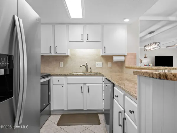 $585,000 | 8801 Reed Drive, Unit 613, Emerald Isle, NC 28594