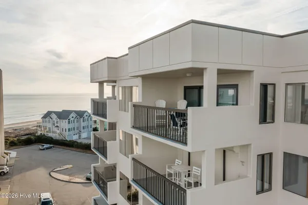 $585,000 | 8801 Reed Drive, Unit 613, Emerald Isle, NC 28594