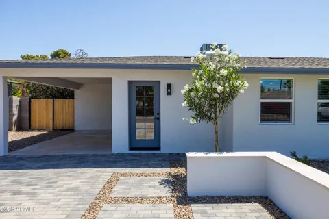 $750,000 | 5745 North 13th Place, Phoenix, AZ 85014