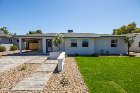 $750,000 | 5745 North 13th Place, Phoenix, AZ 85014