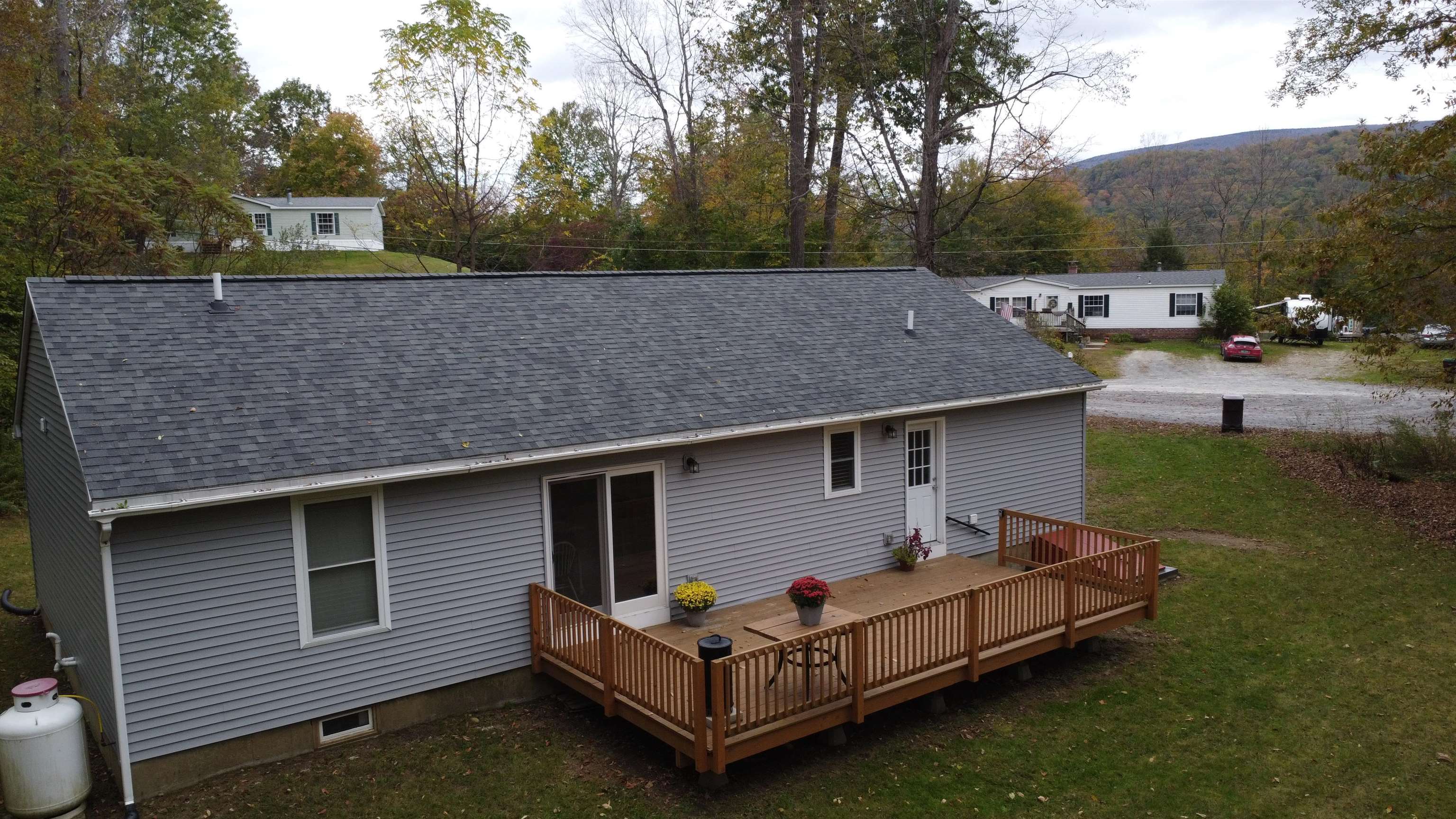 364 Maple Grove Road Shaftsbury, VT 05262 - Photo 9 of 19 Gallery Image 9