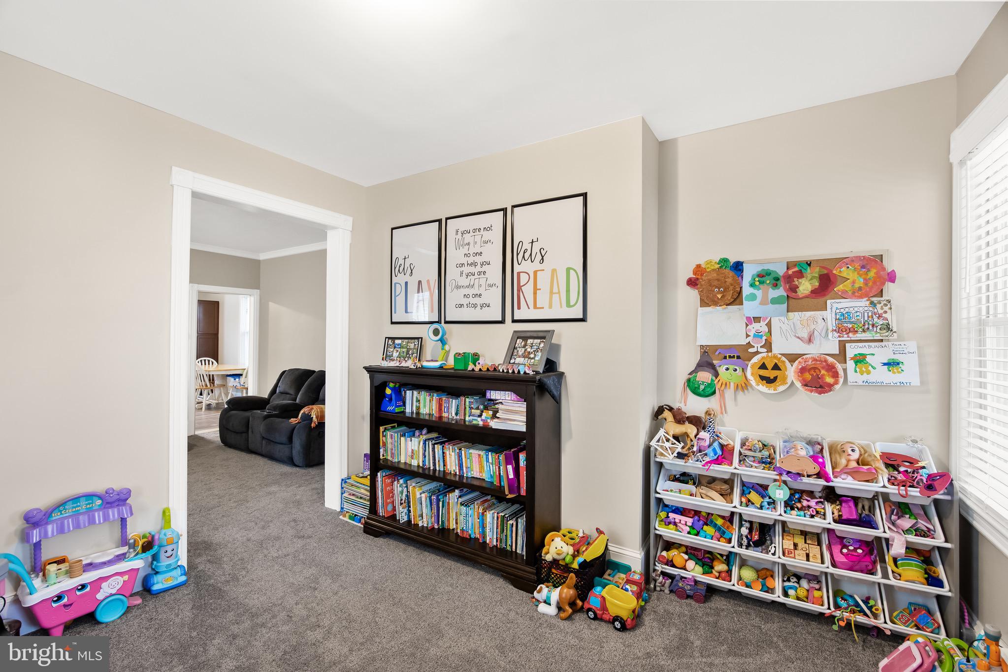 511 Ash Street Delanco, NJ 08075 - Photo 19 of 30 a room with toys and a couch