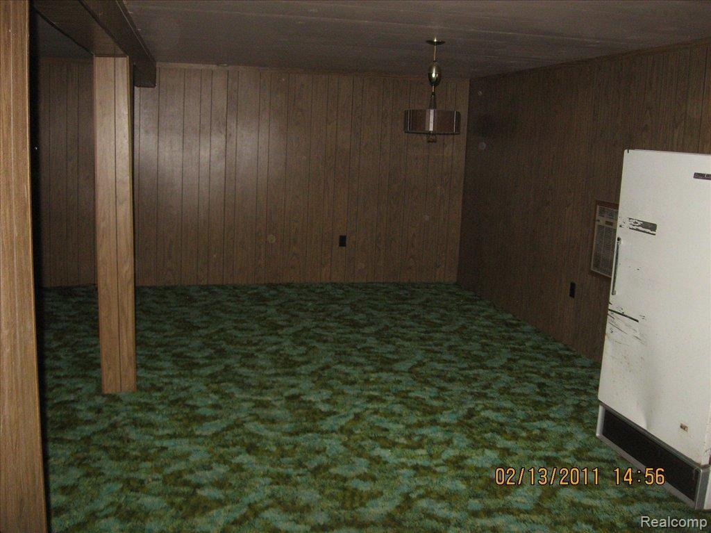705 South Lincoln Road Escanaba, MI 49829 - Photo 13 of 15 Basement