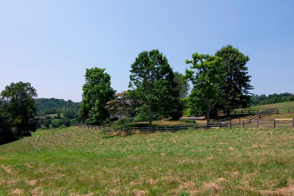 35 Co Route Forest Hill, WV 24935 - Photo 109 of 151 Gallery Image 109
