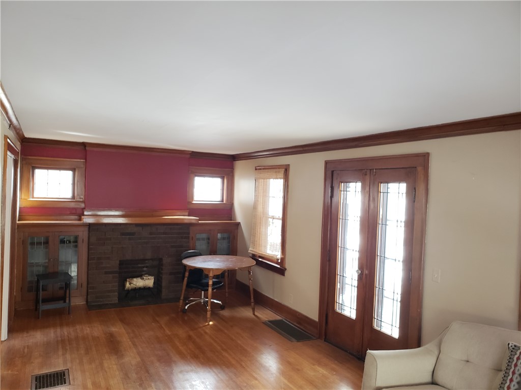 26 Irvington Road Rochester, NY 14620 - Photo 3 of 9