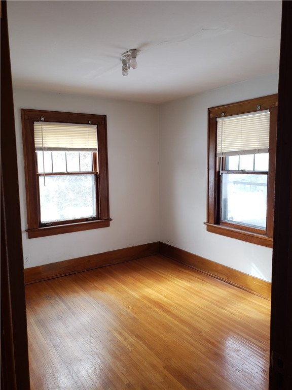 26 Irvington Road Rochester, NY 14620 - Photo 5 of 9