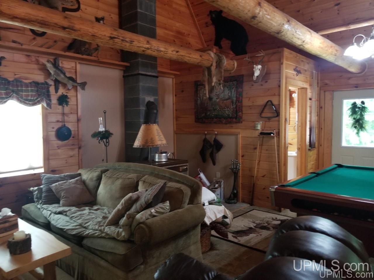 1446 West Kendall Road Manistique, MI 49854 - Photo 9 of 24