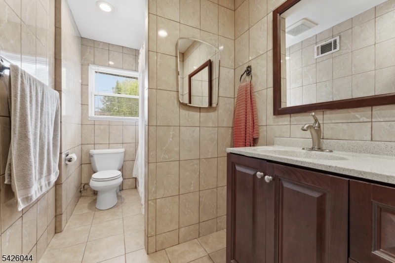 47 Sycamore Street Somerville, NJ 08876 - Photo 17 of 29