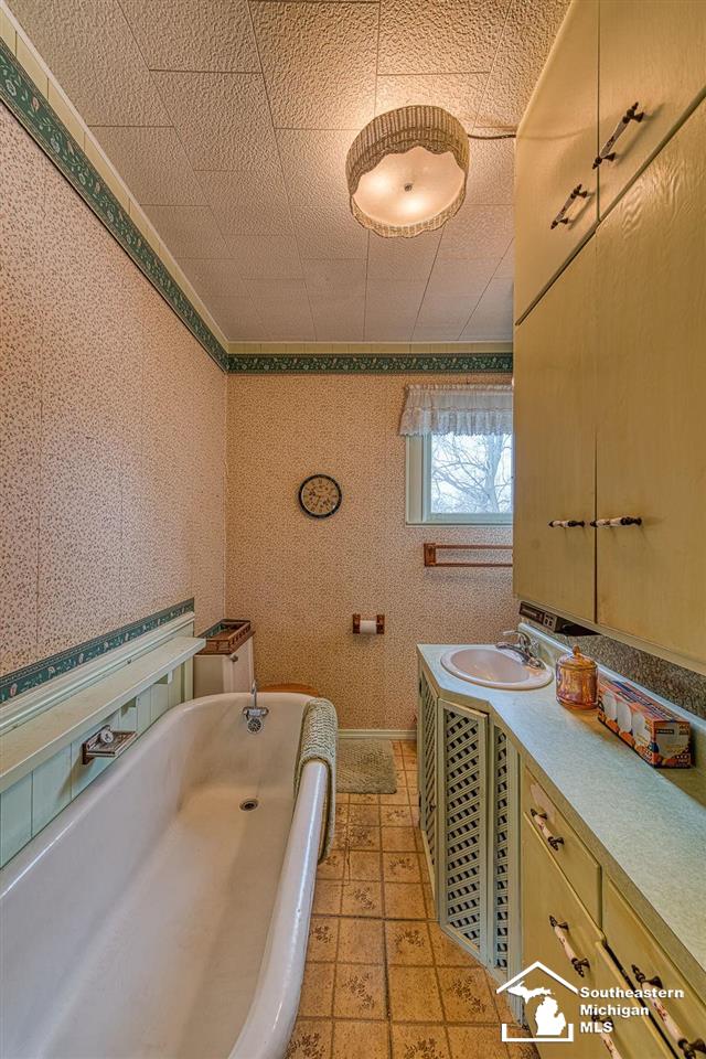 292 Riley Street Dundee, MI 48131 - Photo 30 of 40