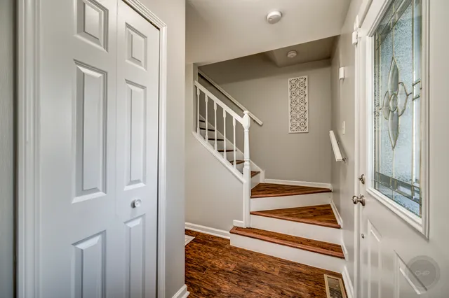 $468,900 | 3009 Quincy Lane, Aurora, IL 60504