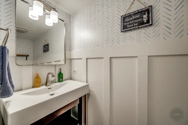 $468,900 | 3009 Quincy Lane, Aurora, IL 60504