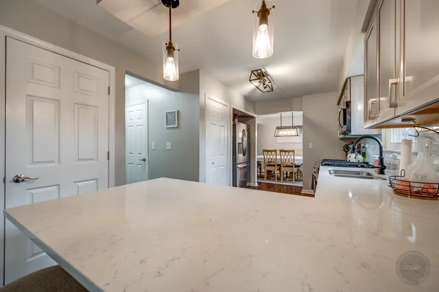 $468,900 | 3009 Quincy Lane, Aurora, IL 60504