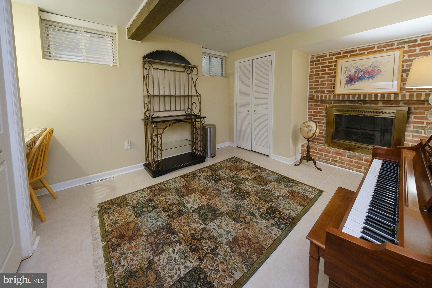 27 Club Lane Reading, PA 19607 - Photo 14 of 15 Gallery Image 14