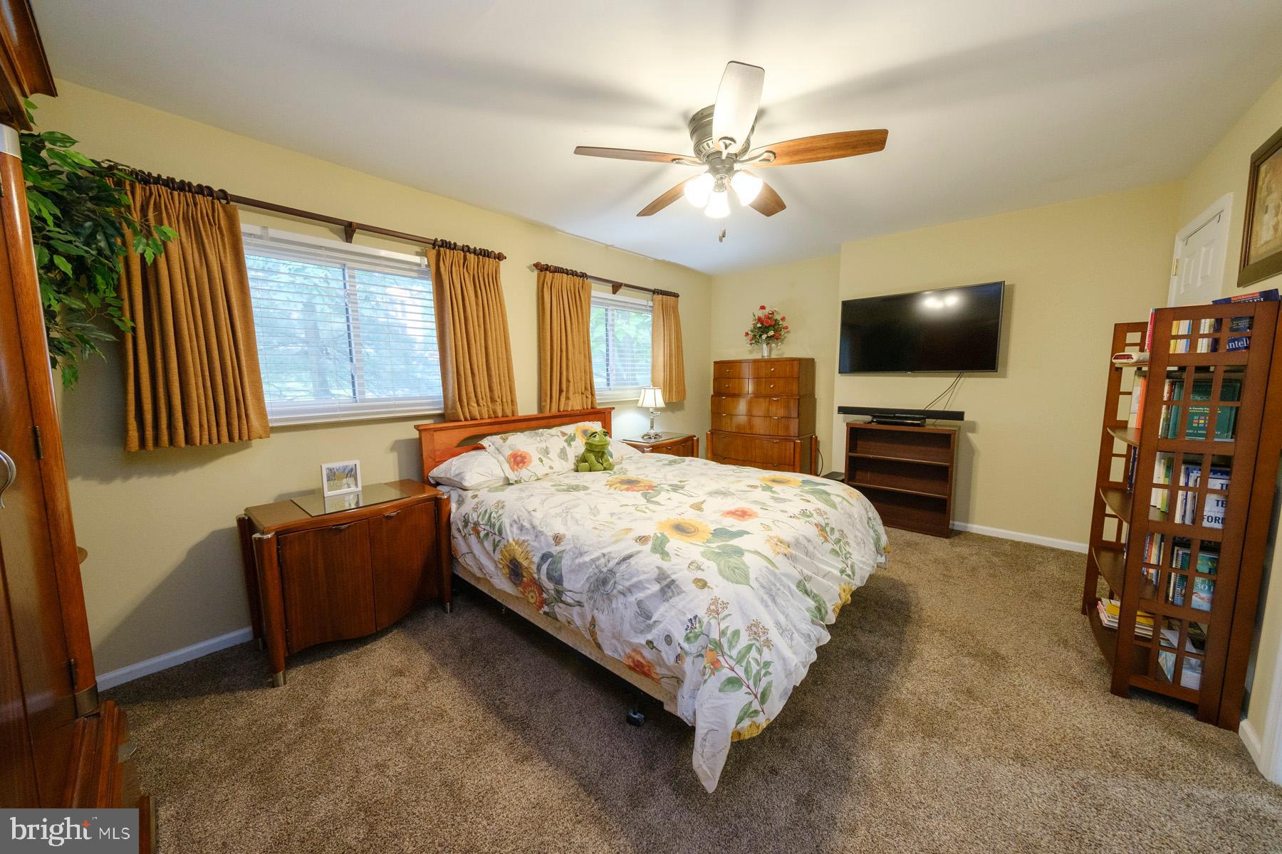 27 Club Lane Reading, PA 19607 - Photo 9 of 15 Gallery Image 9