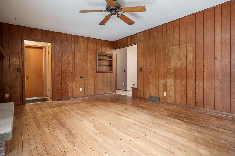 3090 Dallas Road Rockford, IL 61109 - Photo 15 of 45 Gallery Image 15