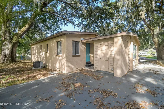 $1,420 | 1220 Adrian Court, Jacksonville, FL 32205