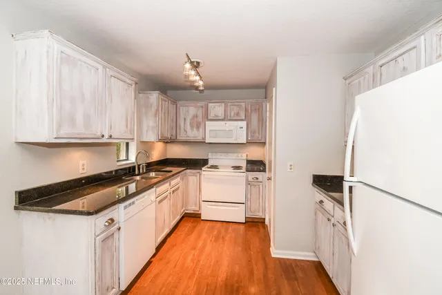 $1,420 | 1220 Adrian Court, Jacksonville, FL 32205