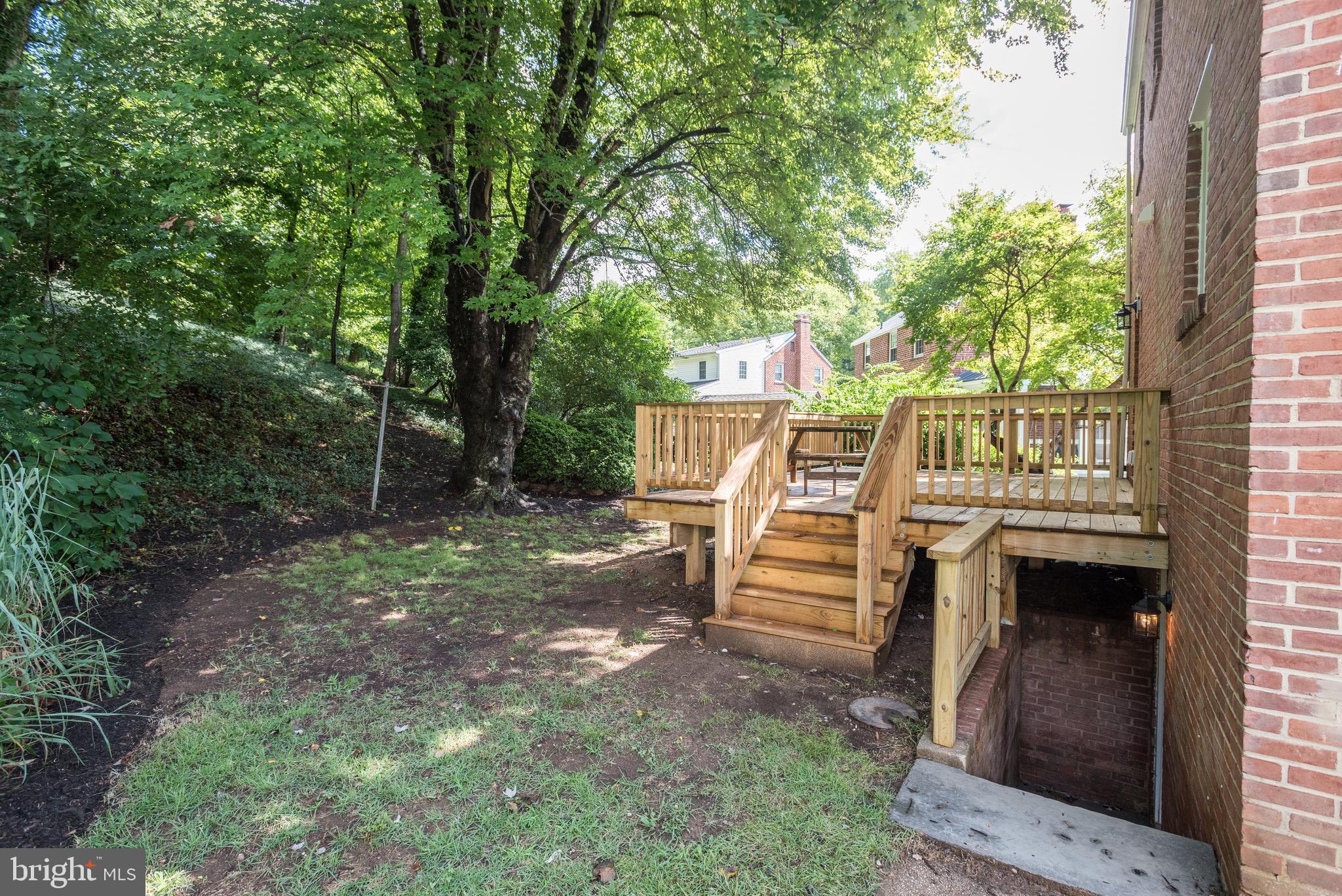 417 Penwood Road Silver Spring, MD 20901 - Photo 37 of 40