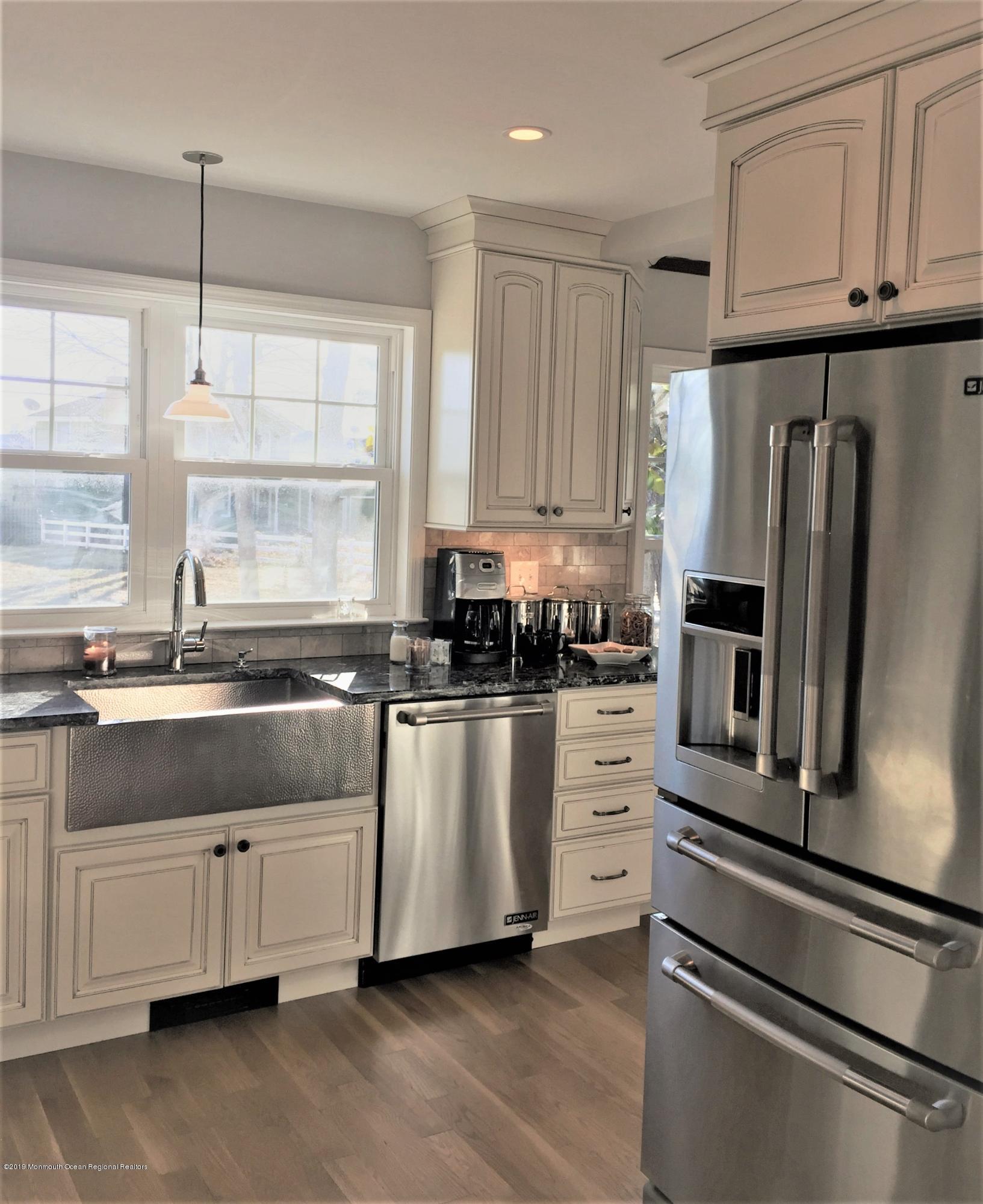 636 Bancroft Road Brick, NJ 08724 - Photo 8 of 20 Many Kitchen Ammedites