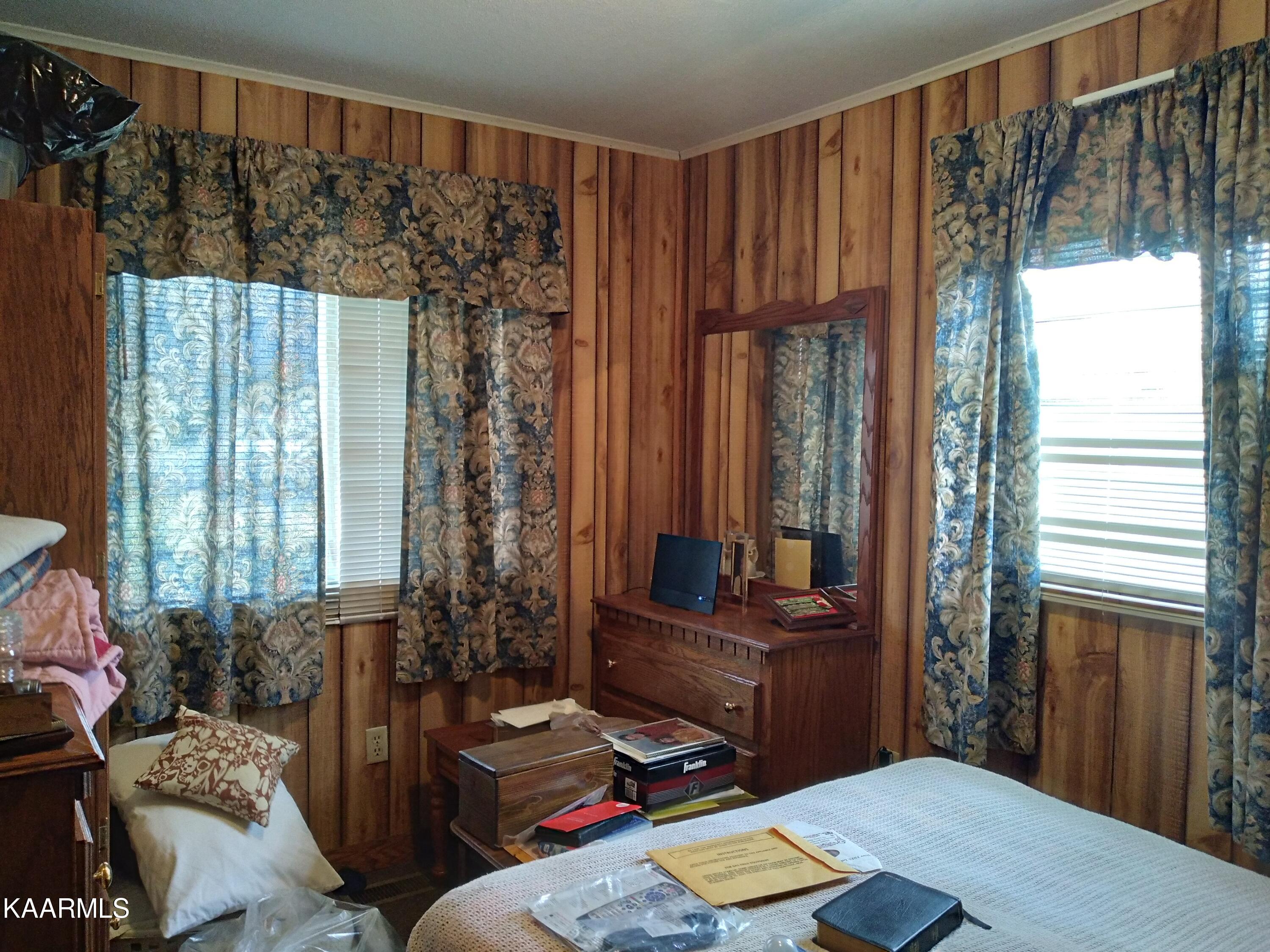 4230 Wilderness Road Ewing, VA 24248 - Photo 8 of 16 20221128_115150