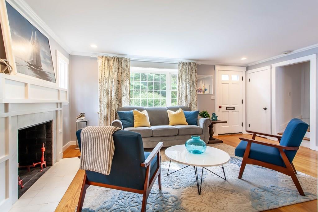 33 Brooksbie Road Bedford, MA 01730 - Photo 9 of 37 Gallery Image 9
