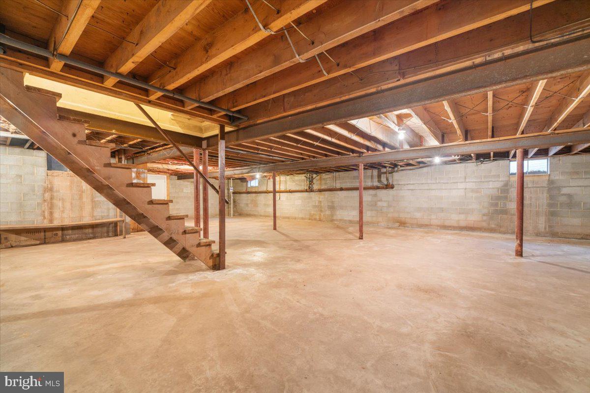 935 Ebelhare Road Pottstown, PA 19465 - Photo 49 of 52 a view of an empty room