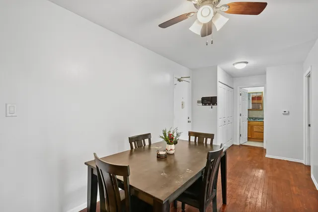 $185,000 | 9575 Terrace Place, Unit 206F, Des Plaines, IL 60016