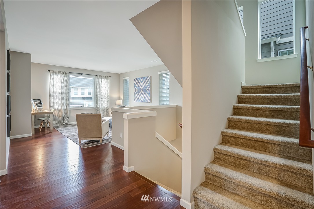 5619 Northeast 9th Street Renton, WA 98059 - Photo 13 of 23