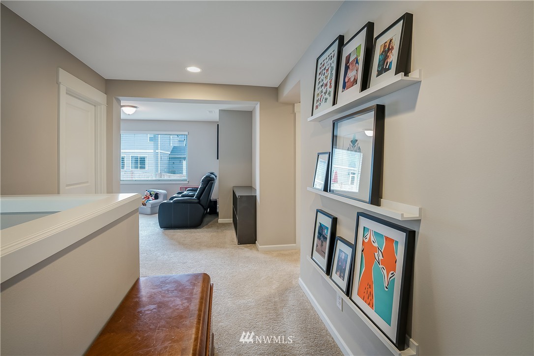 5619 Northeast 9th Street Renton, WA 98059 - Photo 17 of 23