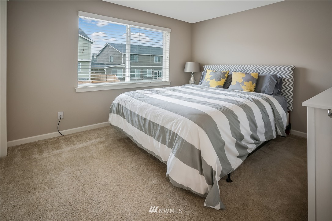 5619 Northeast 9th Street Renton, WA 98059 - Photo 21 of 23